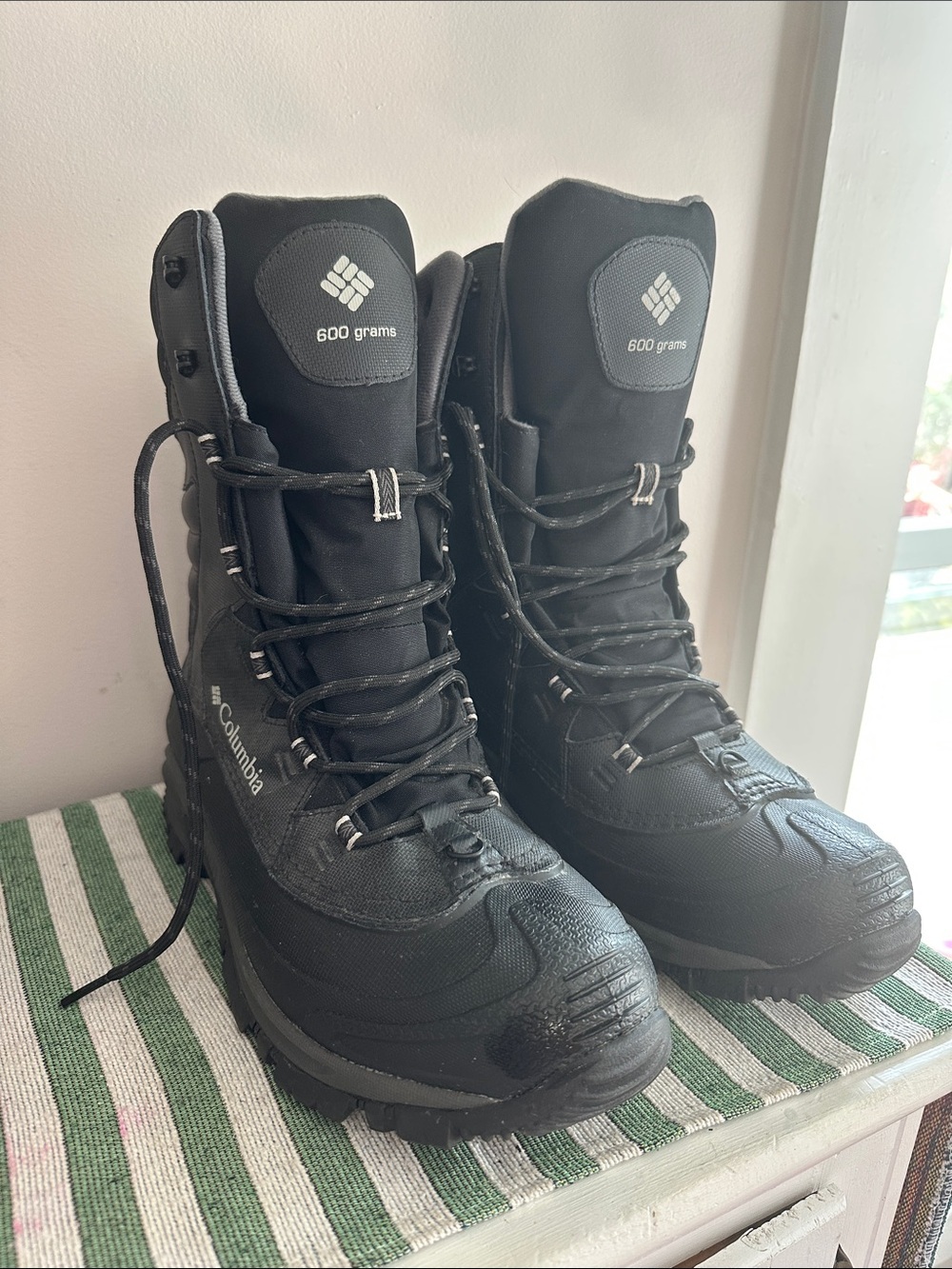 Columbia Black Men's 600g Bugaboot Insulated Winter Hiking Boots